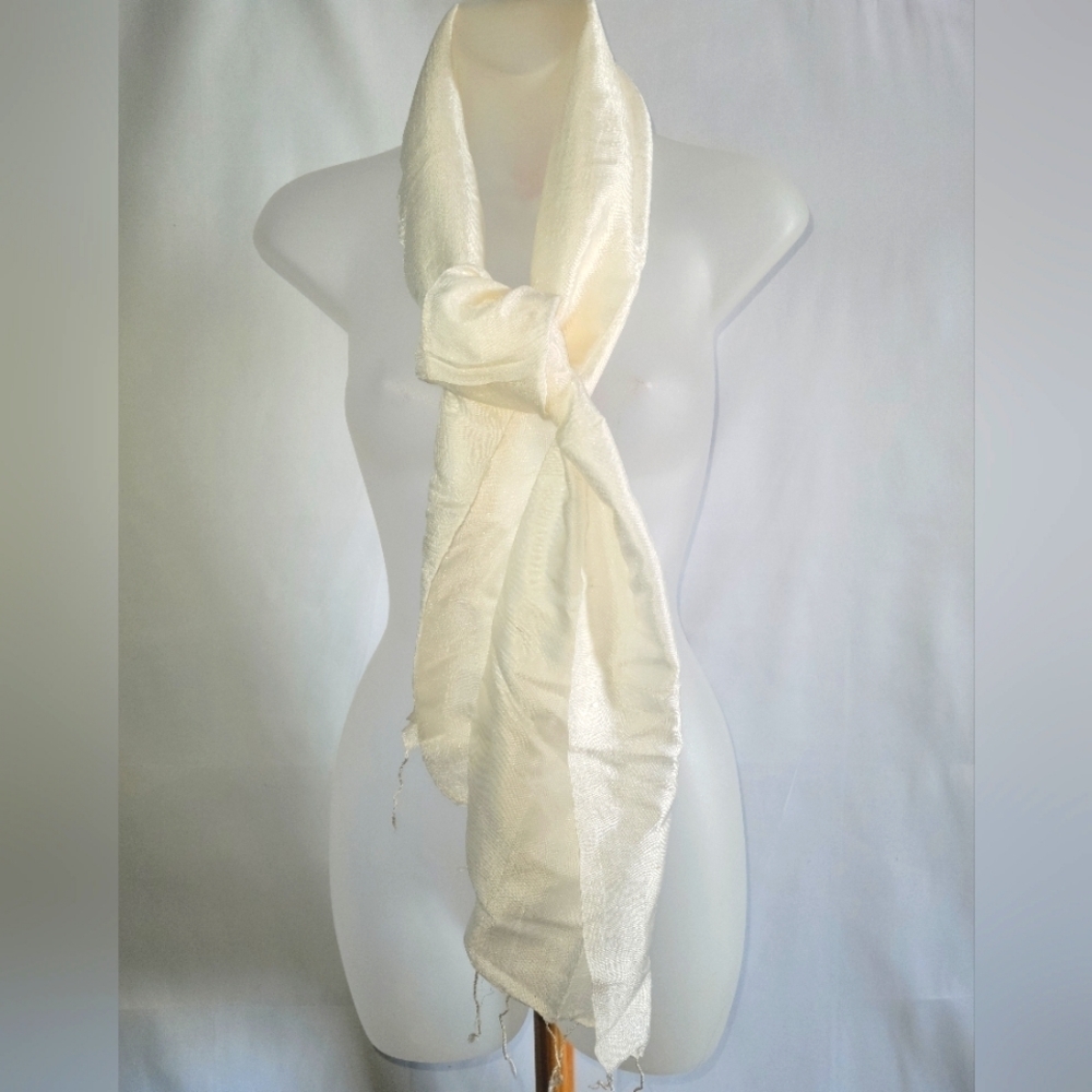 Vintage White Silk Scarf with fringe - Picture 1 of 10